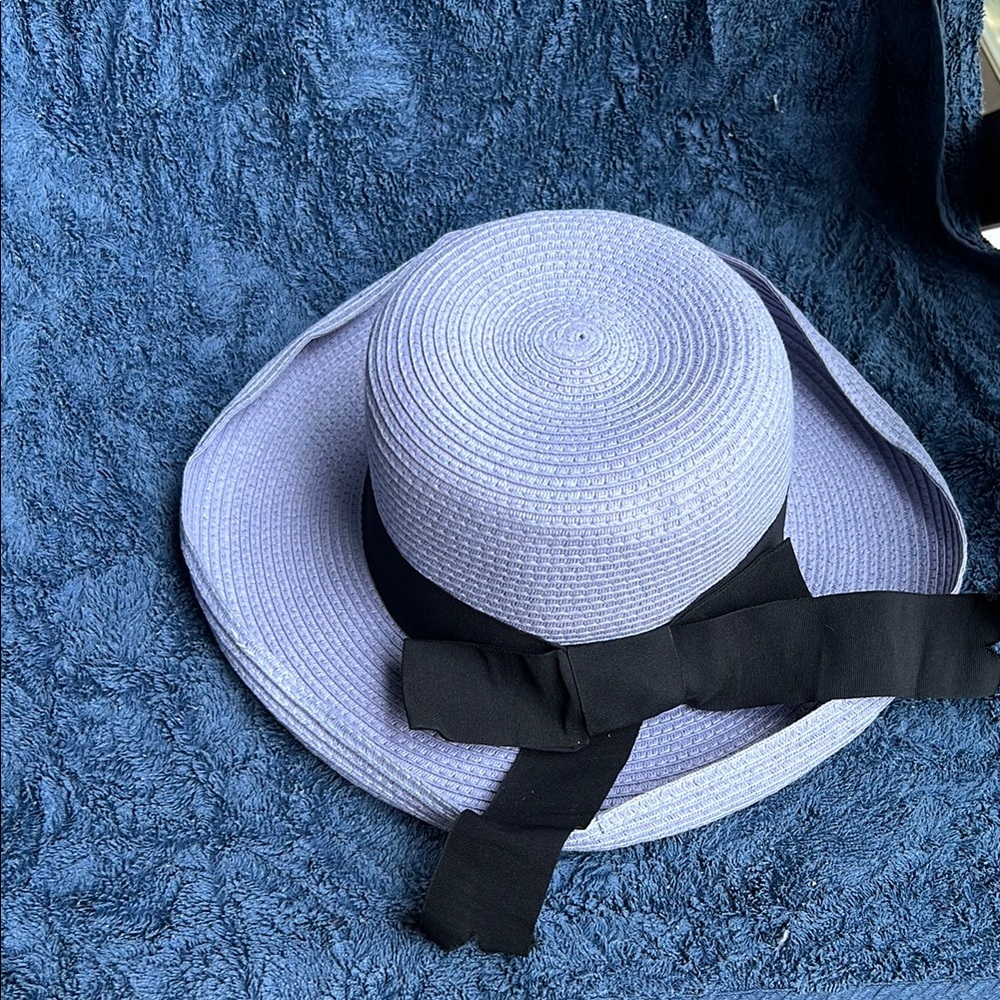 Elegant Lavender Sun Hat with Black Ribbon